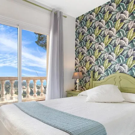 Villa Sleeps 6 Lloret de Mar