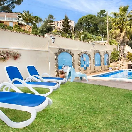 Sleeps 6 Lloret de Mar