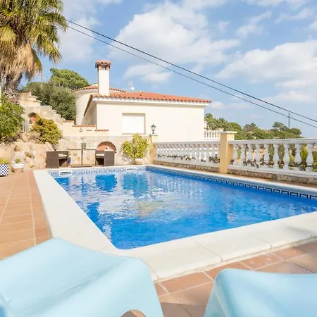 Sleeps 6 * Lloret de Mar